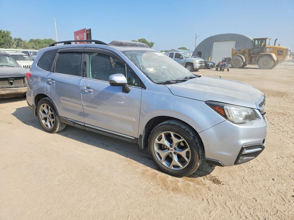 Photo 4 from auction – 2017 SUBARU FORESTER with VIN JF2SJAWC6HH455950