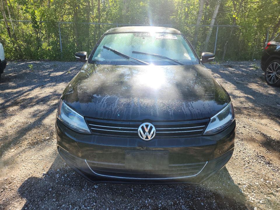 Photo 5 from auction – 2013 VOLKSWAGEN JETTA with VIN 3VWDP7AJ2DM391309