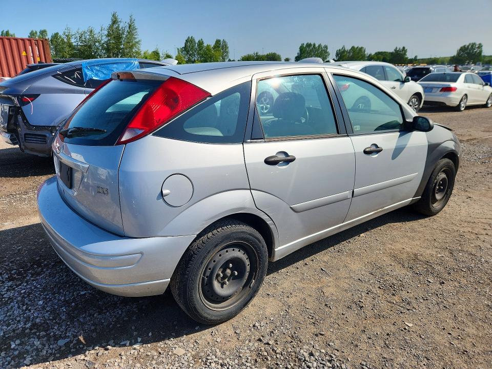 Photo 3 from auction – 2004 FORD FOCUS with VIN 3FAFP37374R112703