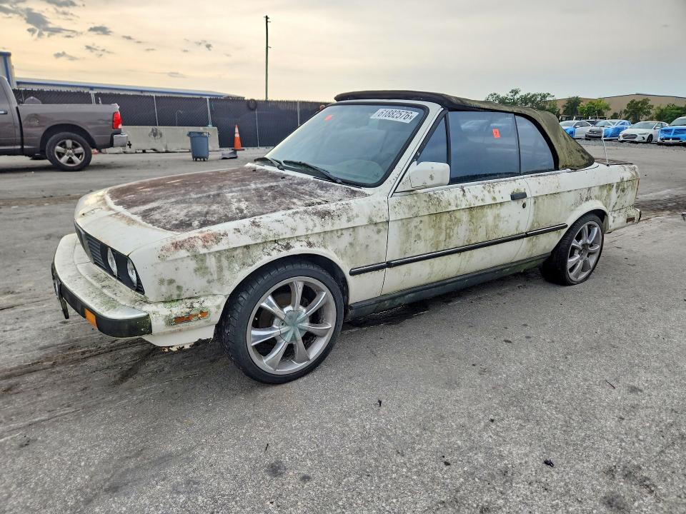 BMW 325 1987 with VIN WBABB2304H1943392 - Photo from auction