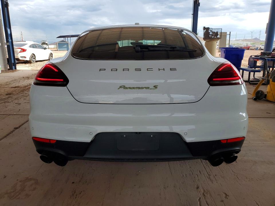 Фото 6 с аукциона – 2014 PORSCHE PANAMERA с VIN WP0AD2A79EL044973