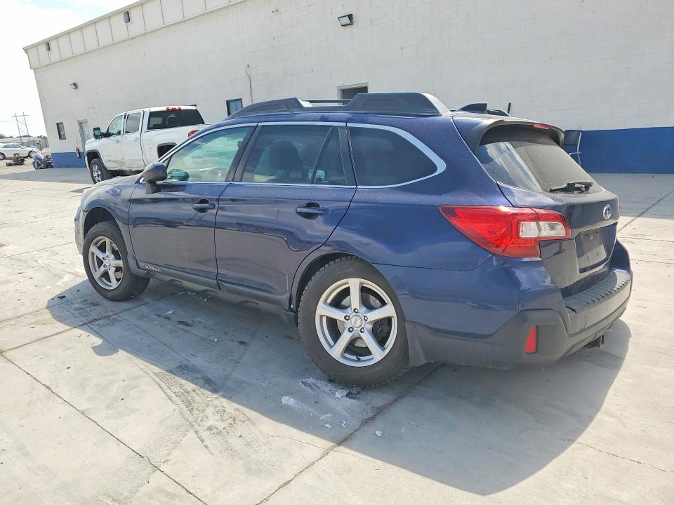 Photo 2 from auction – 2018 SUBARU OUTBACK with VIN 4S4BSACCXJ3219428