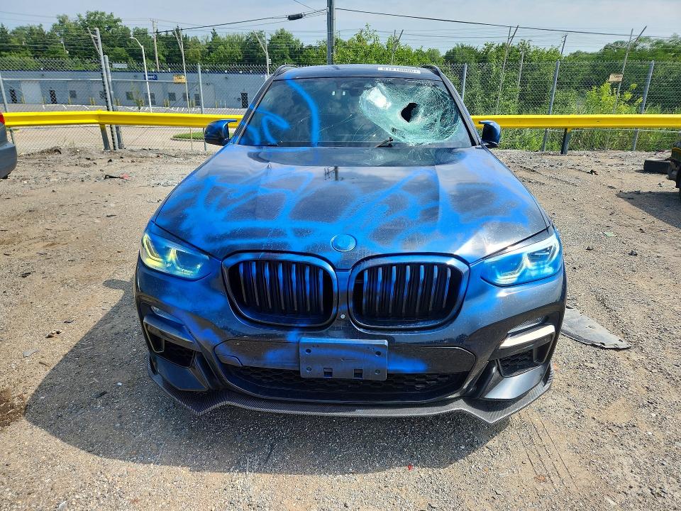 Photo 5 from auction – 2018 BMW X3 with VIN 5UXTS3C5XJ0Z01943