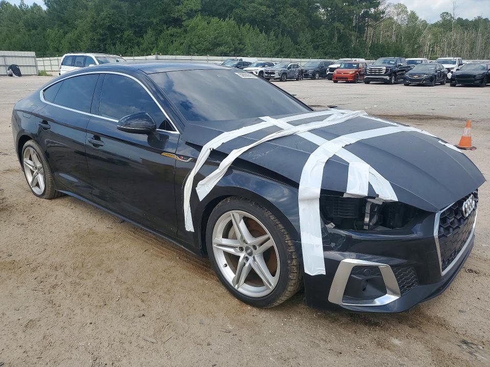 Photo 4 from auction – 2021 AUDI A5 with VIN WAUDACF51MA057307