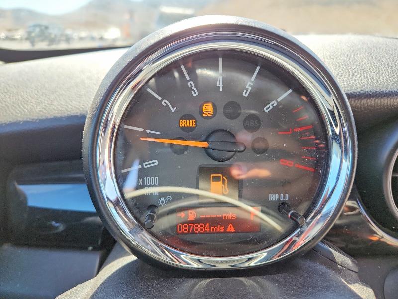 Photo 9 from auction – 2014 MINI COOPER COUPE with VIN WMWSX9C53ET380549