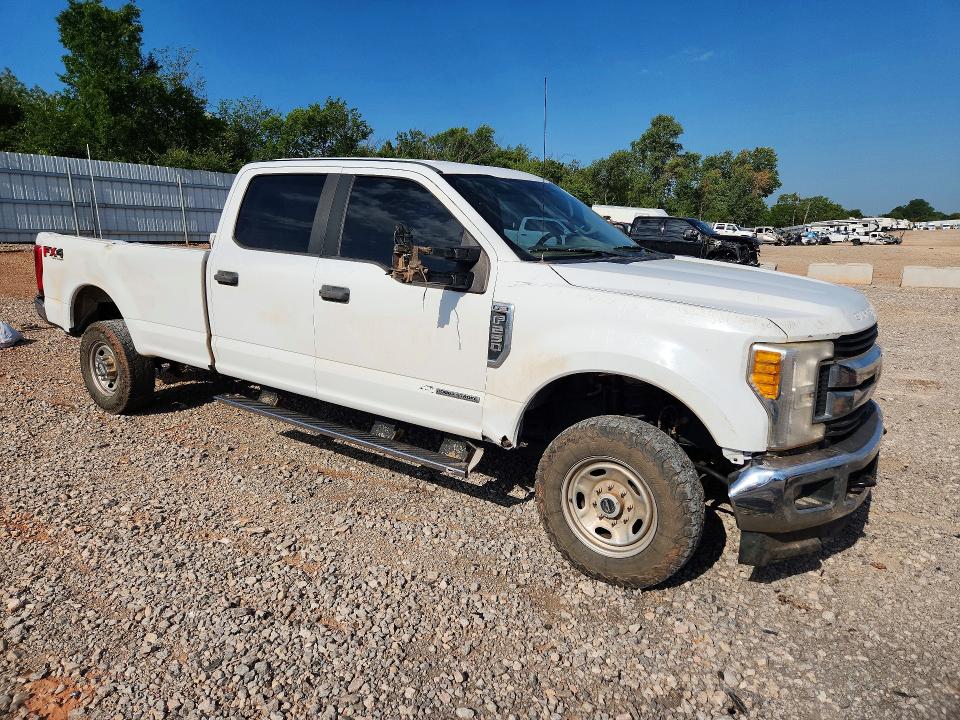 Photo 4 from auction – 2017 FORD F250 with VIN 1FT7W2BT4HEF35489