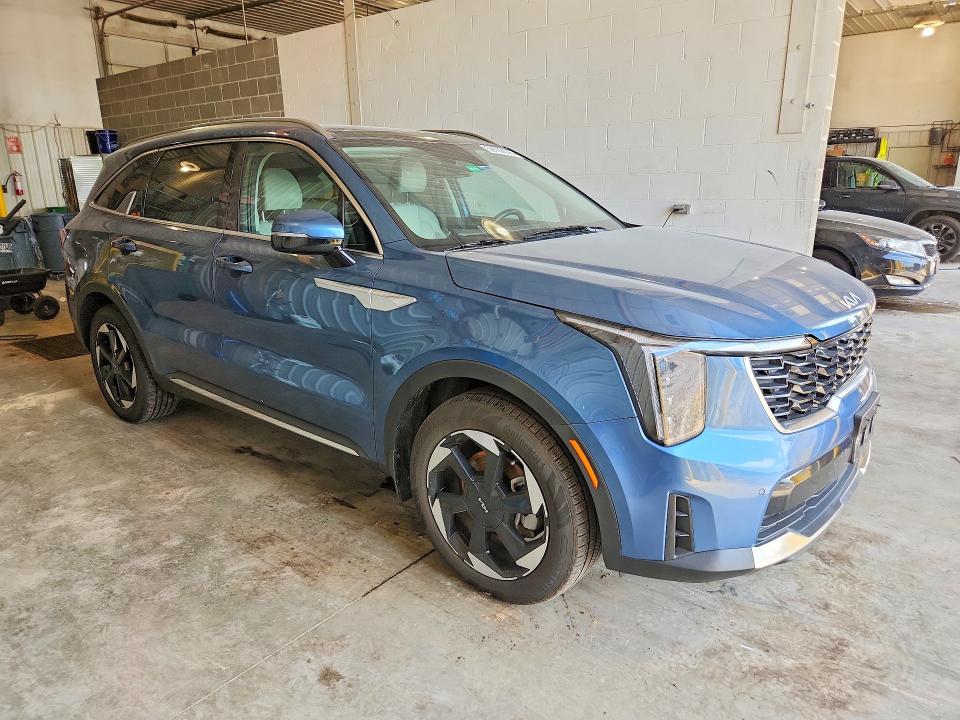 Photo 4 from auction – 2025 KIA SORENTO with VIN KNDRHDJG3S5289724