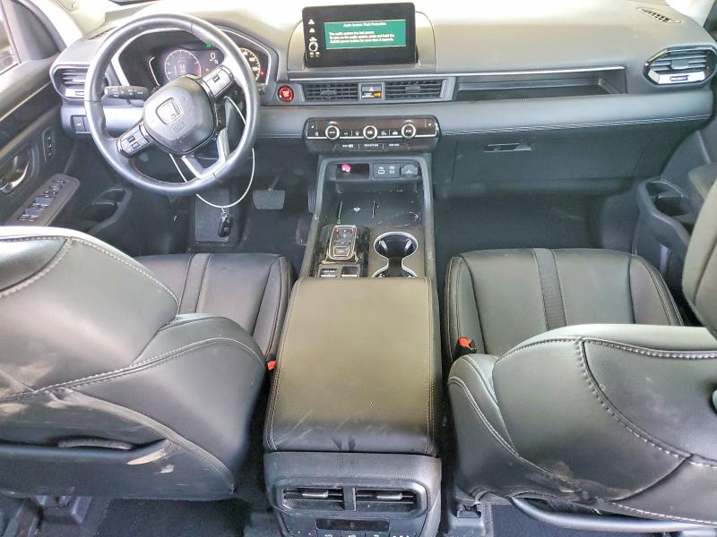Photo 8 from auction – 2025 HONDA PILOT with VIN 5FNYG2H7XSB018523