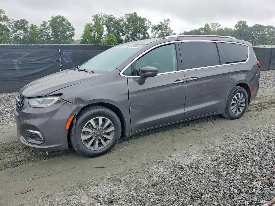 CHRYSLER PACIFICA 2021 with VIN 2C4RC1BG7MR539824 - Photo from auction