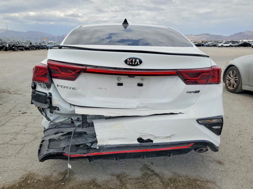 Photo 6 from auction – 2021 KIA FORTE with VIN 3KPF34AD5ME404340