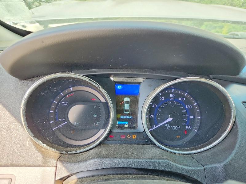 Photo 9 from auction – 2014 HYUNDAI SONATA with VIN KMHEC4A45EA116474