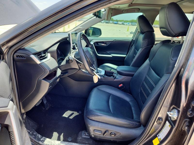 Photo 7 from auction – 2019 TOYOTA RAV4 with VIN 2T3Y1RFV2KC009208