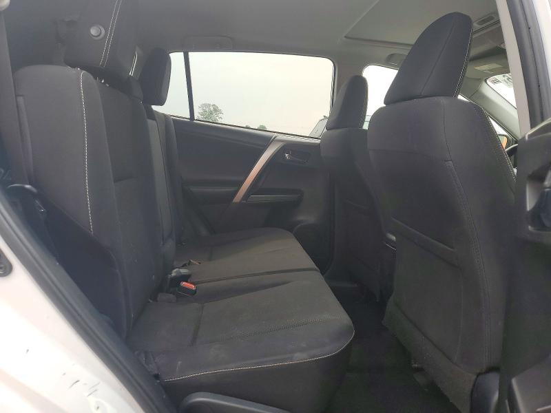 Photo 11 from auction – 2017 TOYOTA RAV4 with VIN JTMWFREV4HD107168
