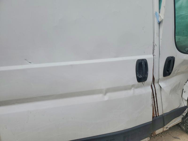 Photo 11 from auction – 2021 RAM PROMASTER 2500 with VIN 3C6LRVDG3ME565676