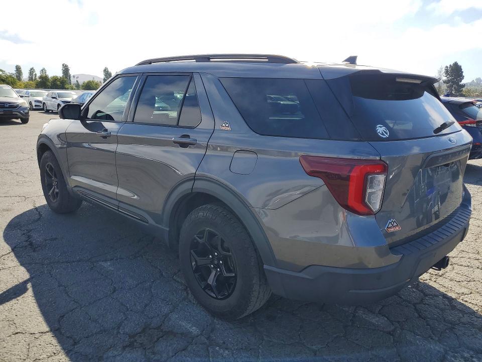 Photo 2 from auction – 2021 FORD EXPLORER with VIN 1FMSK8JH8MGC25961