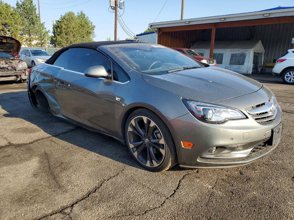 Photo 4 from auction – 2019 BUICK CASCADA with VIN W04WH3N57KG316461