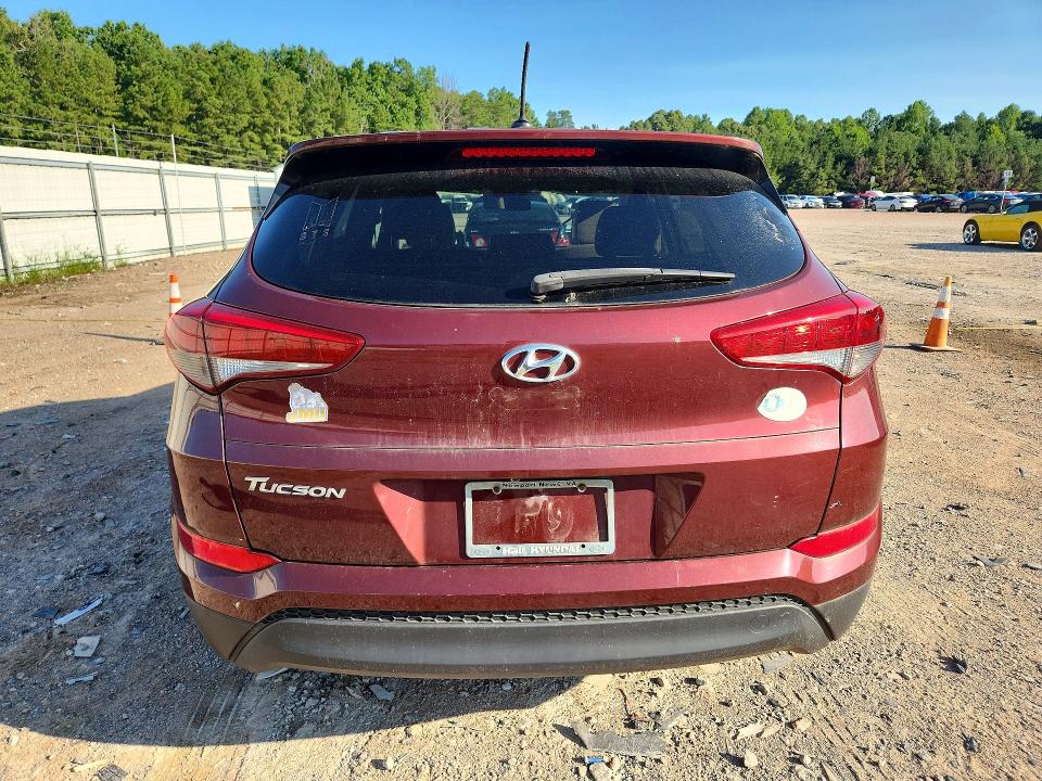 Photo 6 from auction – 2017 HYUNDAI TUCSON with VIN KM8J23A48HU332608