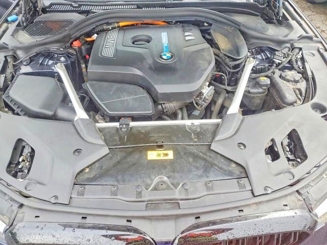 Photo 11 from auction – 2019 BMW 530XE with VIN WBAJB1C5XKB375586