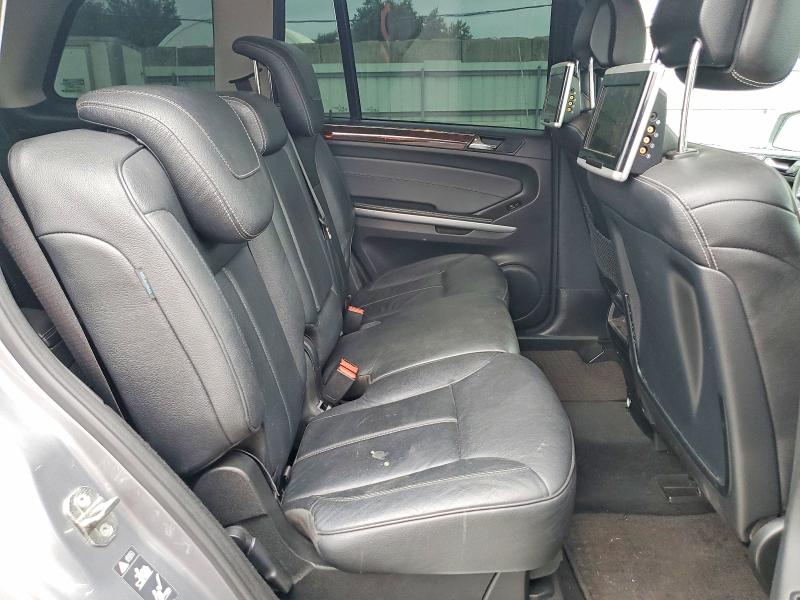 Photo 11 from auction – 2011 MERCEDES-BENZ GL with VIN 4JGBF2FE7BA749411