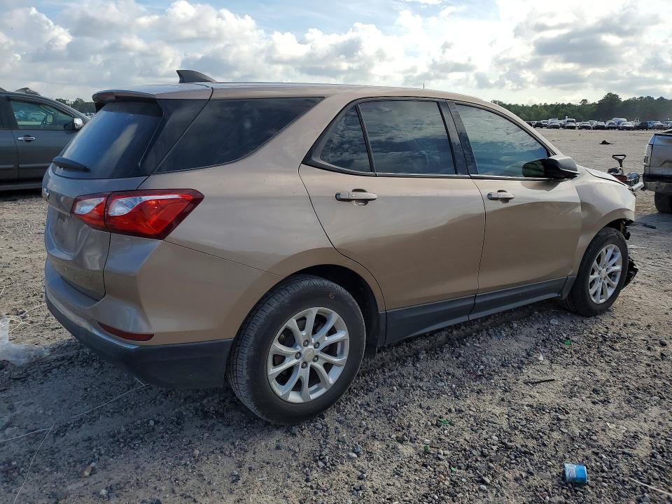 Photo 3 from auction – 2018 CHEVROLET EQUINOX with VIN 2GNAXHEV8J6170612