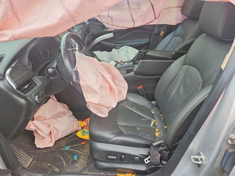 Photo 7 from auction – 2017 BUICK ENVISION with VIN LRBFXESX5HD160374
