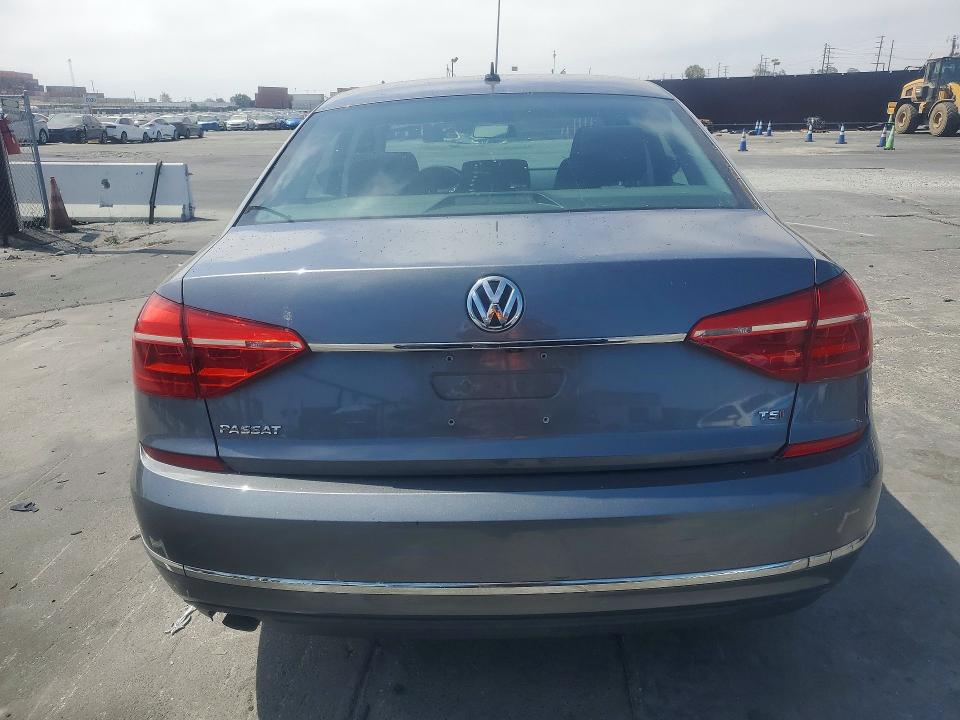 Photo 6 from auction – 2016 VOLKSWAGEN PASSAT with VIN 1VWAS7A34GC025960