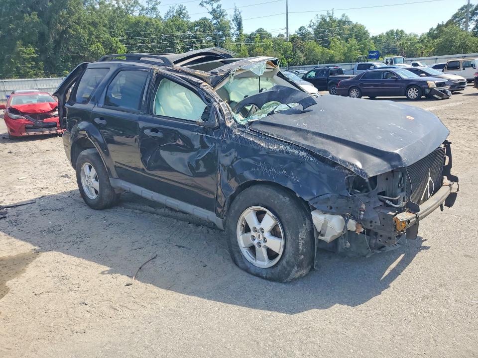 Photo 4 from auction – 2010 FORD ESCAPE with VIN 1FMCU0DG5AKC87815