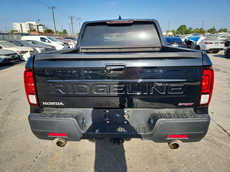 Photo 6 from auction – 2025 HONDA RIDGELINE with VIN 5FPYK3F18SB035024