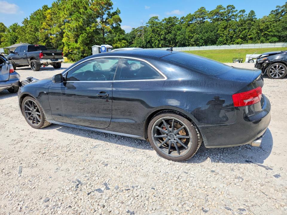 Photo 2 from auction – 2011 AUDI S5 with VIN WAUCVAFRXBA035830