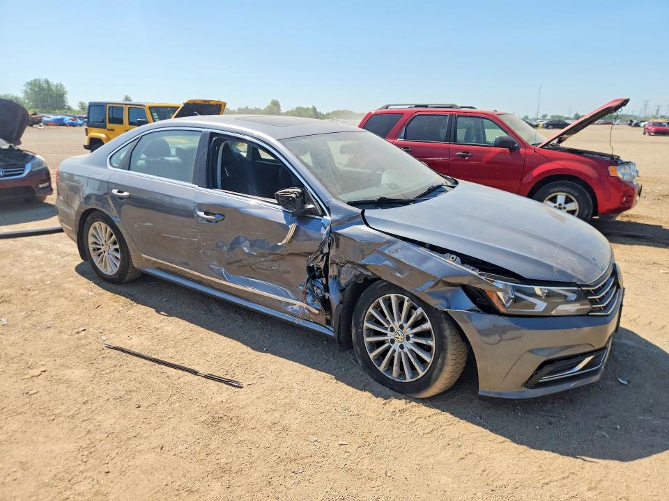 Photo 4 from auction – 2017 VOLKSWAGEN PASSAT with VIN 1VWBT7A36HC006300