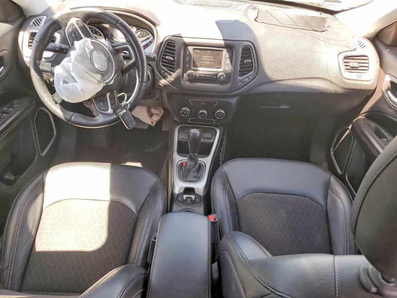 Photo 8 from auction – 2018 JEEP COMPASS with VIN 3C4NJCBB5JT411594