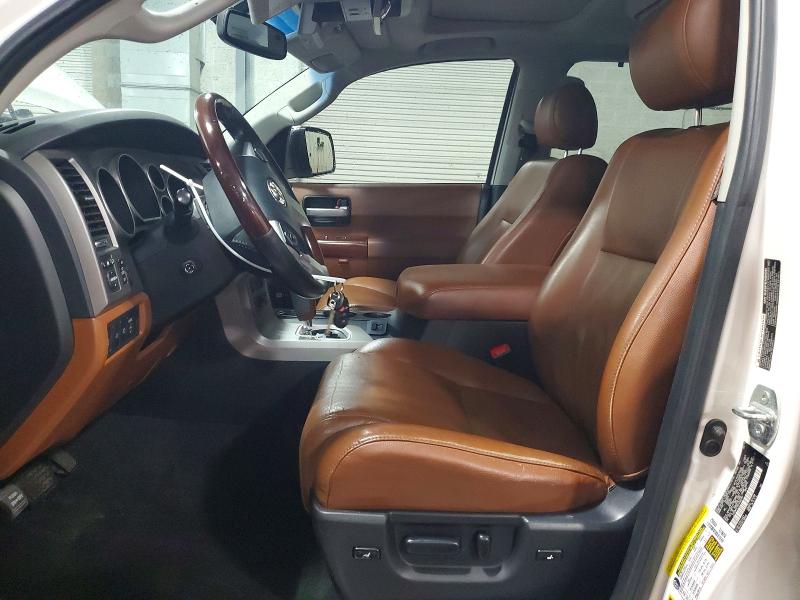 Photo 7 from auction – 2014 TOYOTA SEQUOIA with VIN 5TDDW5G18ES092457