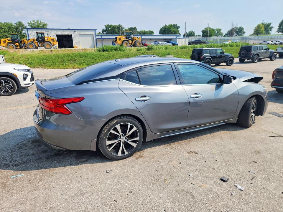 Photo 3 from auction – 2022 NISSAN MAXIMA with VIN 1N4AA6AP4JC396892