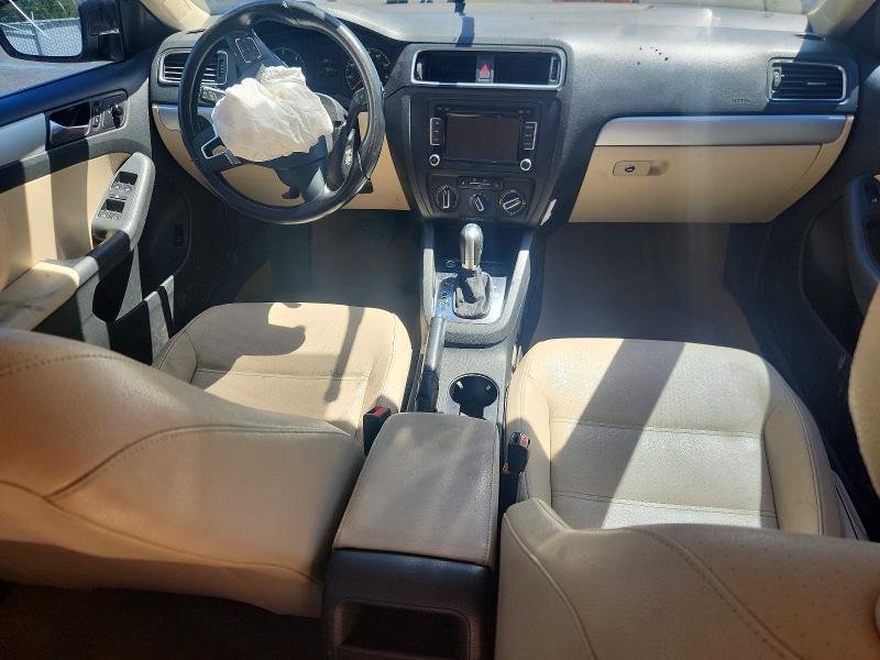 Photo 8 from auction – 2011 VOLKSWAGEN JETTA with VIN 3VWLL7AJ2BM090107