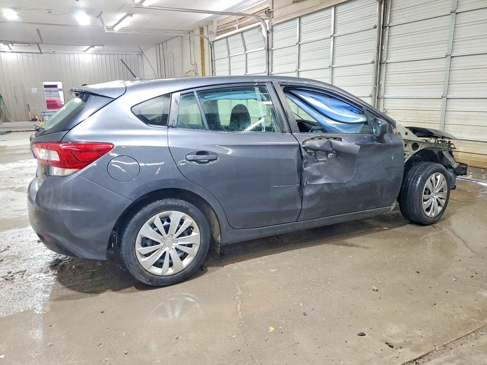 Photo 3 from auction – 2018 SUBARU IMPREZA with VIN 4S3GTAA65J3737127