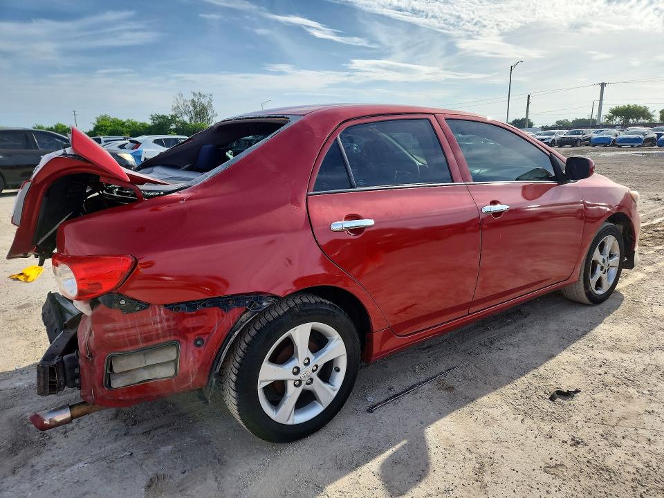 Photo 3 from auction – 2013 TOYOTA COROLLA with VIN 2T1BU4EEXDC942271