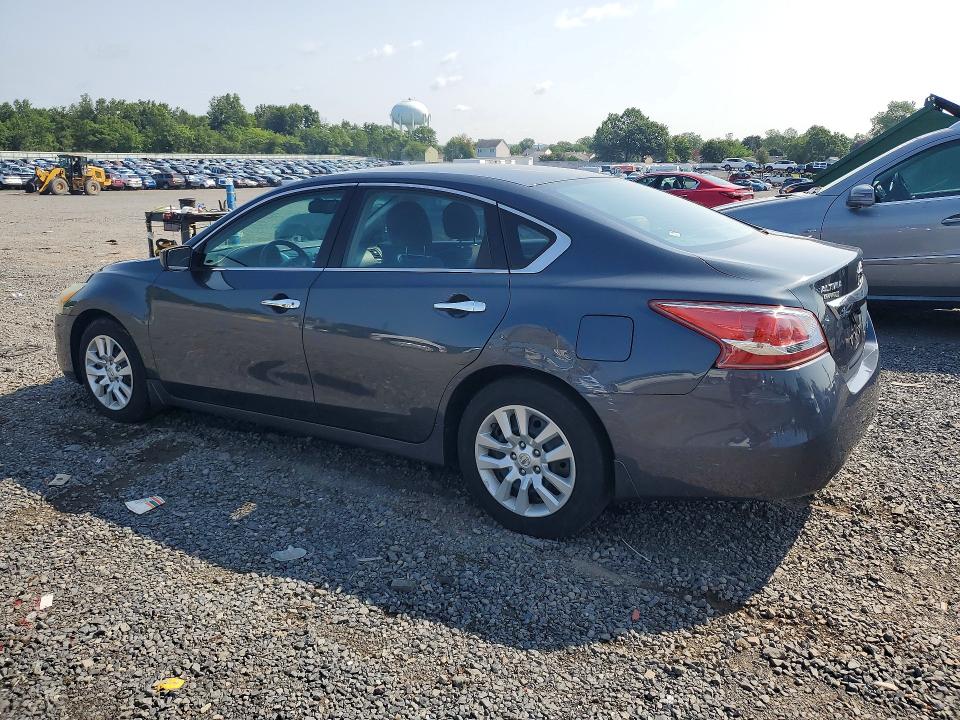 Photo 2 from auction – 2013 NISSAN ALTIMA with VIN 1N4AL3AP0DN585301