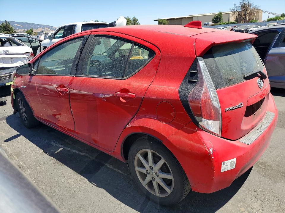 Photo 2 from auction – 2015 TOYOTA PRIUS C with VIN JTDKDTB33F1107911