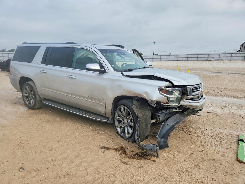 Photo 4 from auction – 2015 CHEVROLET SUBURBAN with VIN 1GNSKKKC6FR280072