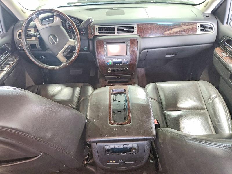 Photo 8 from auction – 2012 GMC YUKON XL with VIN 1GKS2MEF2CR275364