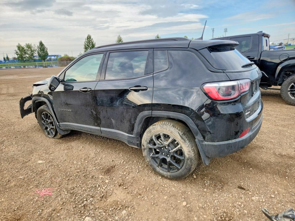Photo 2 from auction – 2025 JEEP COMPASS with VIN 3C4NJDFN3ST618643