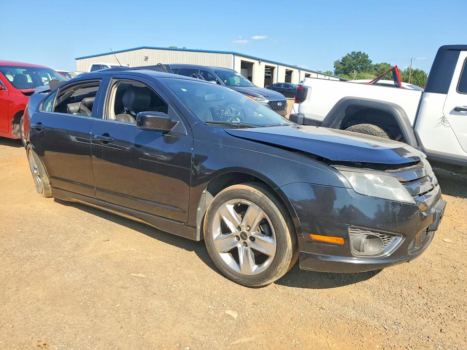 Photo 4 from auction – 2012 FORD FUSION with VIN 3FAHP0KC1CR297182
