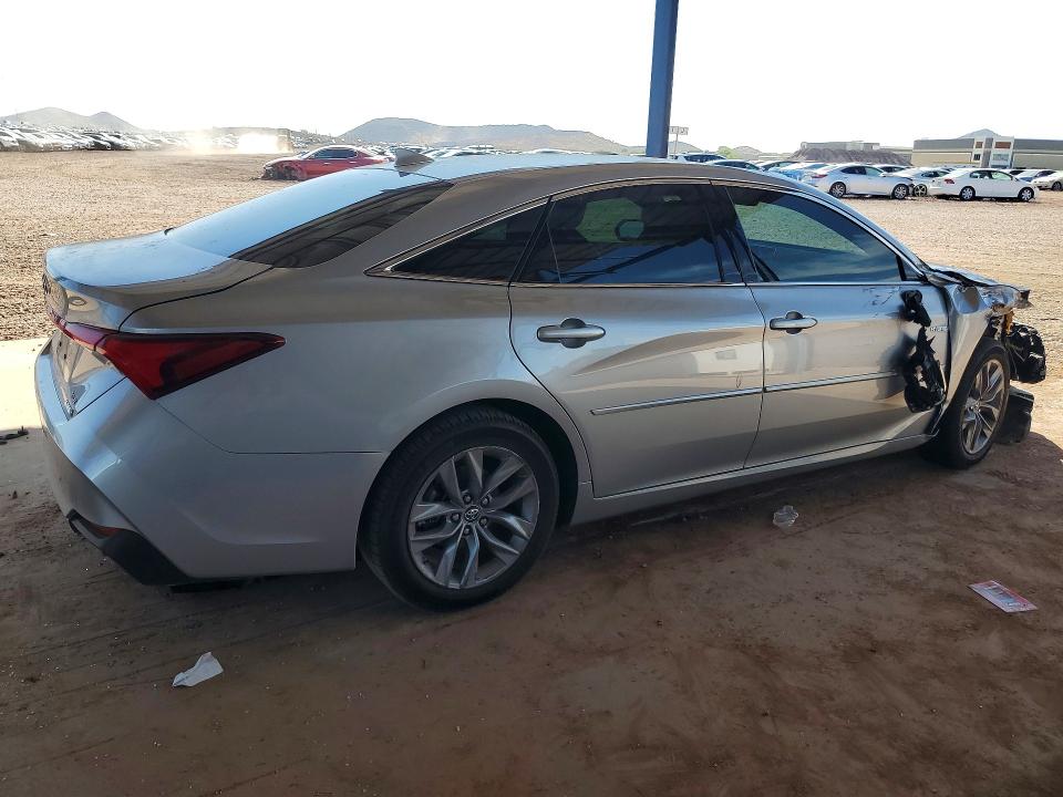 Photo 3 from auction – 2019 TOYOTA AVALON with VIN 4T1B21FB1KU008245