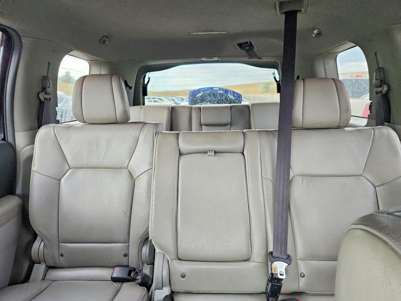Photo 10 from auction – 2012 HONDA PILOT with VIN 5FNYF4H58CB041233