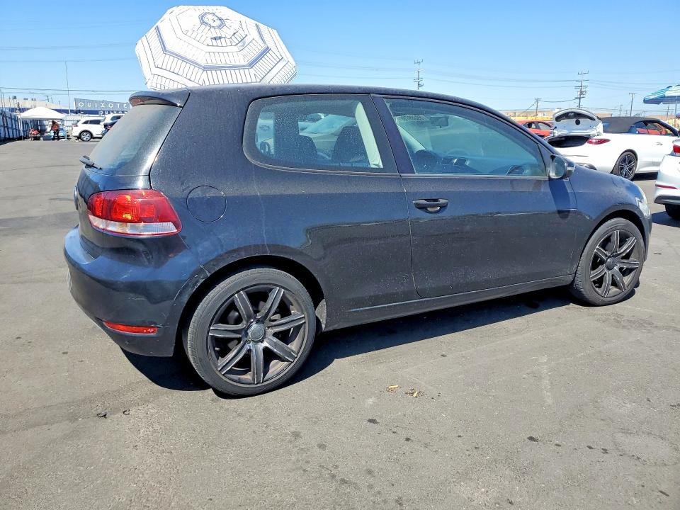 Photo 3 from auction – 2011 VOLKSWAGEN GOLF with VIN WVWAB7AJ9BW172901