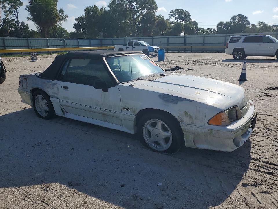 Photo 4 from auction – 1990 FORD MUSTANG with VIN 1FACP45E9LF159966