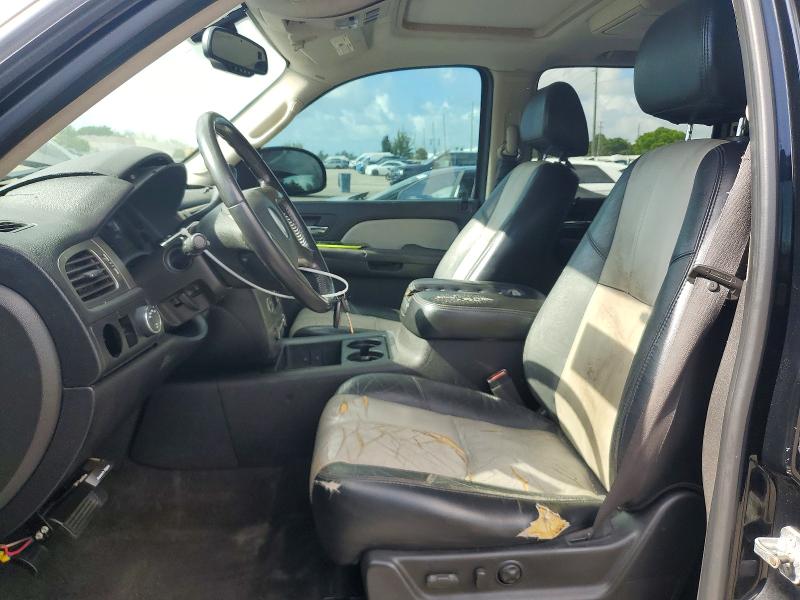 Photo 7 from auction – 2007 CHEVROLET SUBURBAN with VIN 3GNFK16317G252378