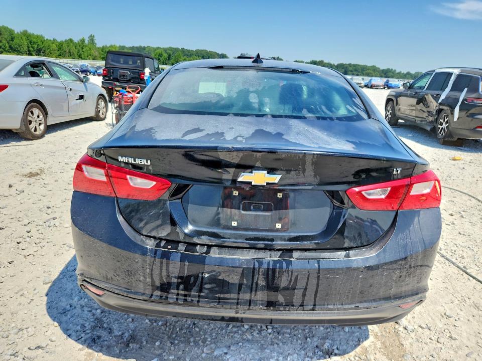 Photo 6 from auction – 2016 CHEVROLET MALIBU with VIN 1G1ZE5ST3GF337047