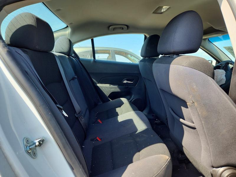 Photo 10 from auction – 2015 CHEVROLET CRUZE with VIN 1G1PC5SB5F7283523