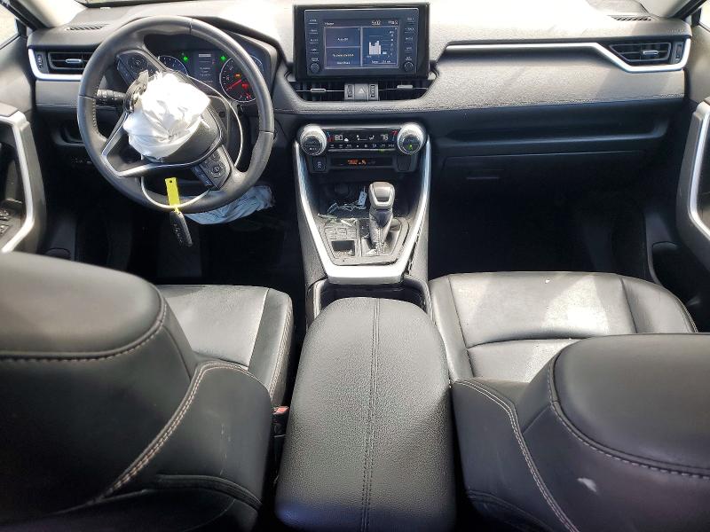 Photo 8 from auction – 2019 TOYOTA RAV4 with VIN 2T3A1RFVXKW001969